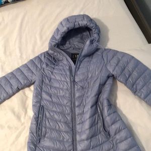 Gap Women’s upcycled long puffer jacket